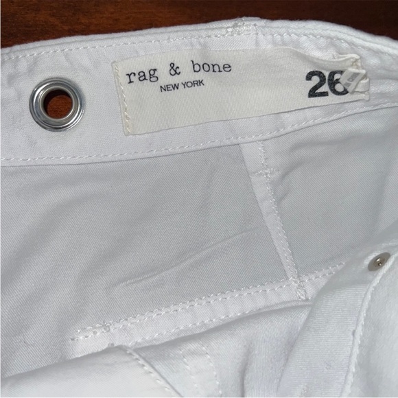 Rag & Bone Kaye Chino in White - Picture 4 of 15